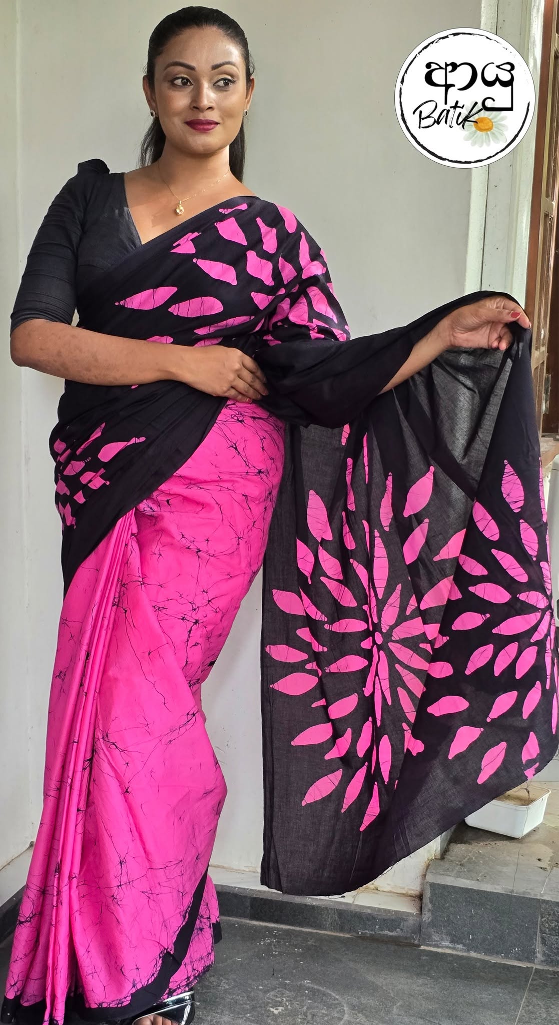 Night-series Batik Saree