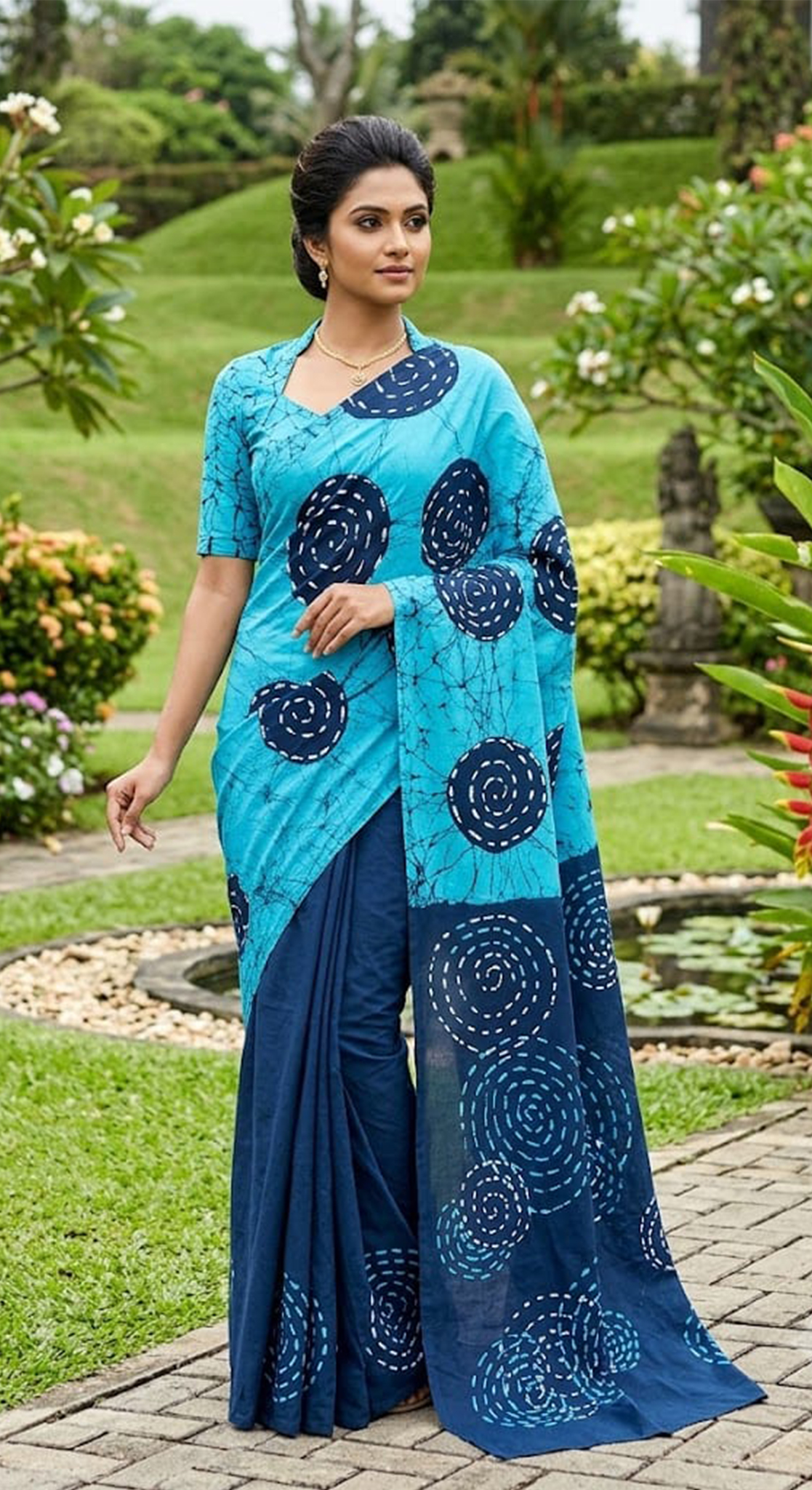 Three Color Saree Light Blue, Dark Blue & White